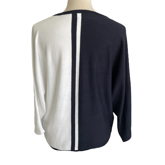 Magaschoni Two Tone Elegant Minimalist Black White Women's Knit Top Size M - Picture 4 of 8